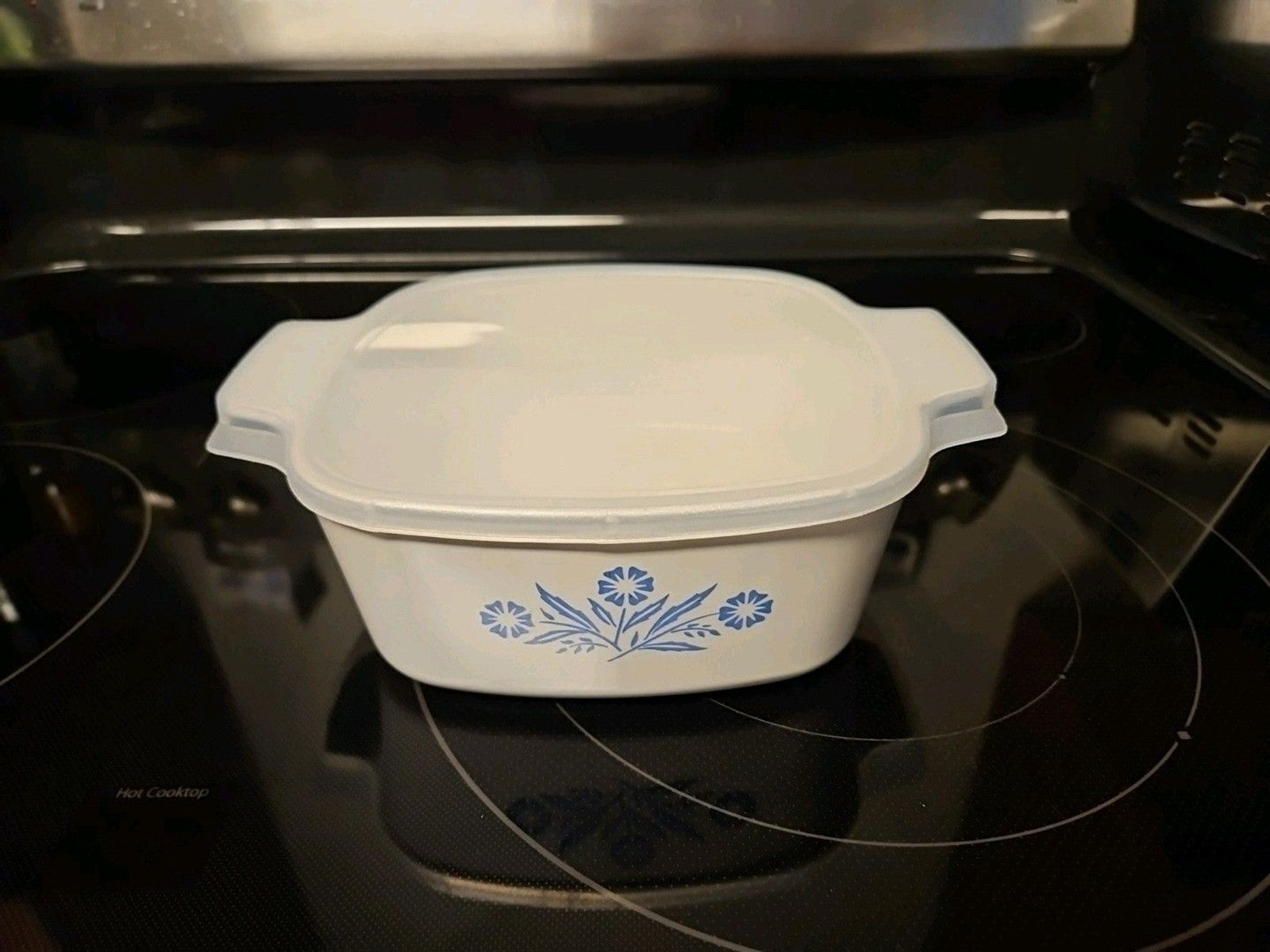 Vintage CorningWare Cornflower Blue 1.5 Quart Casserole Baking A-11/2-B With Lid