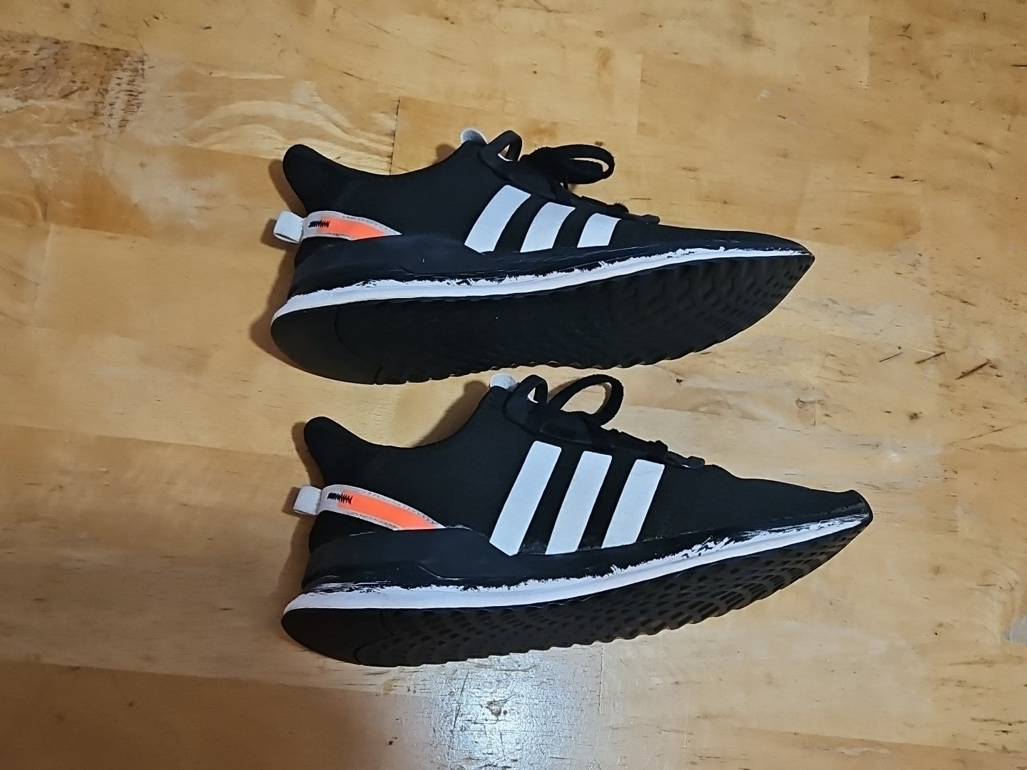 Adidas U Path Run Casual Sneakers From Finish Line Mens Size 10.5 Black & Orange