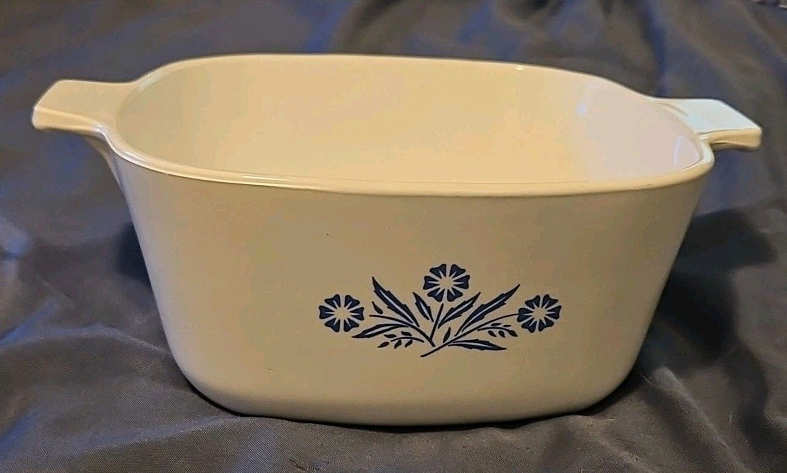 Vintage CorningWare Cornflower Blue Square 1.75 Quart Casserole Baking P-1 3/4-B