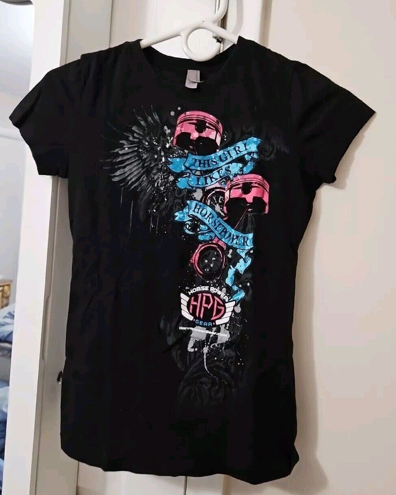 This Girl Loves Horsepower Graphic Racing T Shirt S Black Ladies Cut