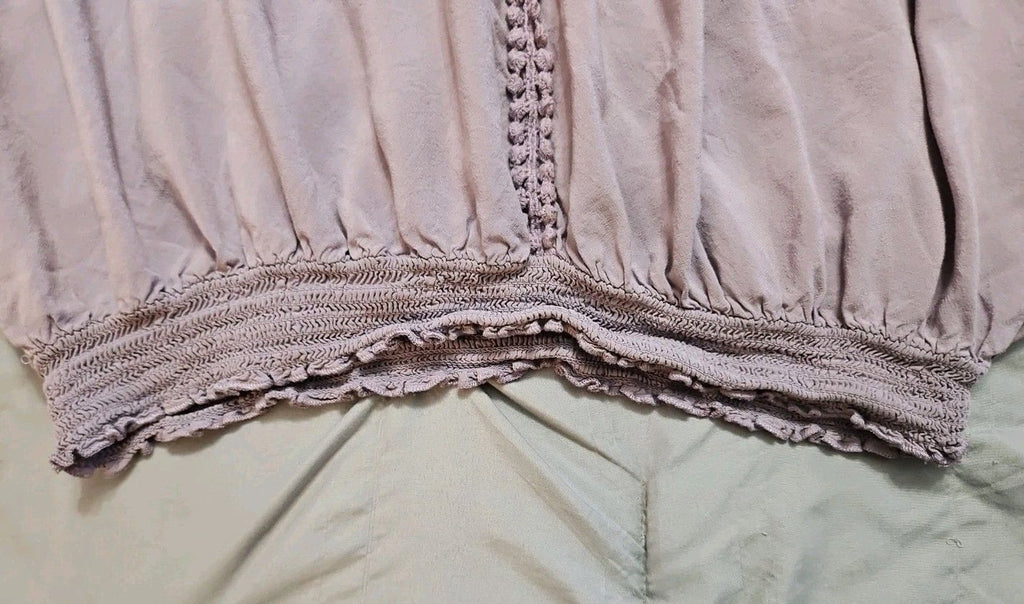 Forever 21 Lavender Boho Eyelet Drop Shoulder Banded Waist Peasant Blouse Size M