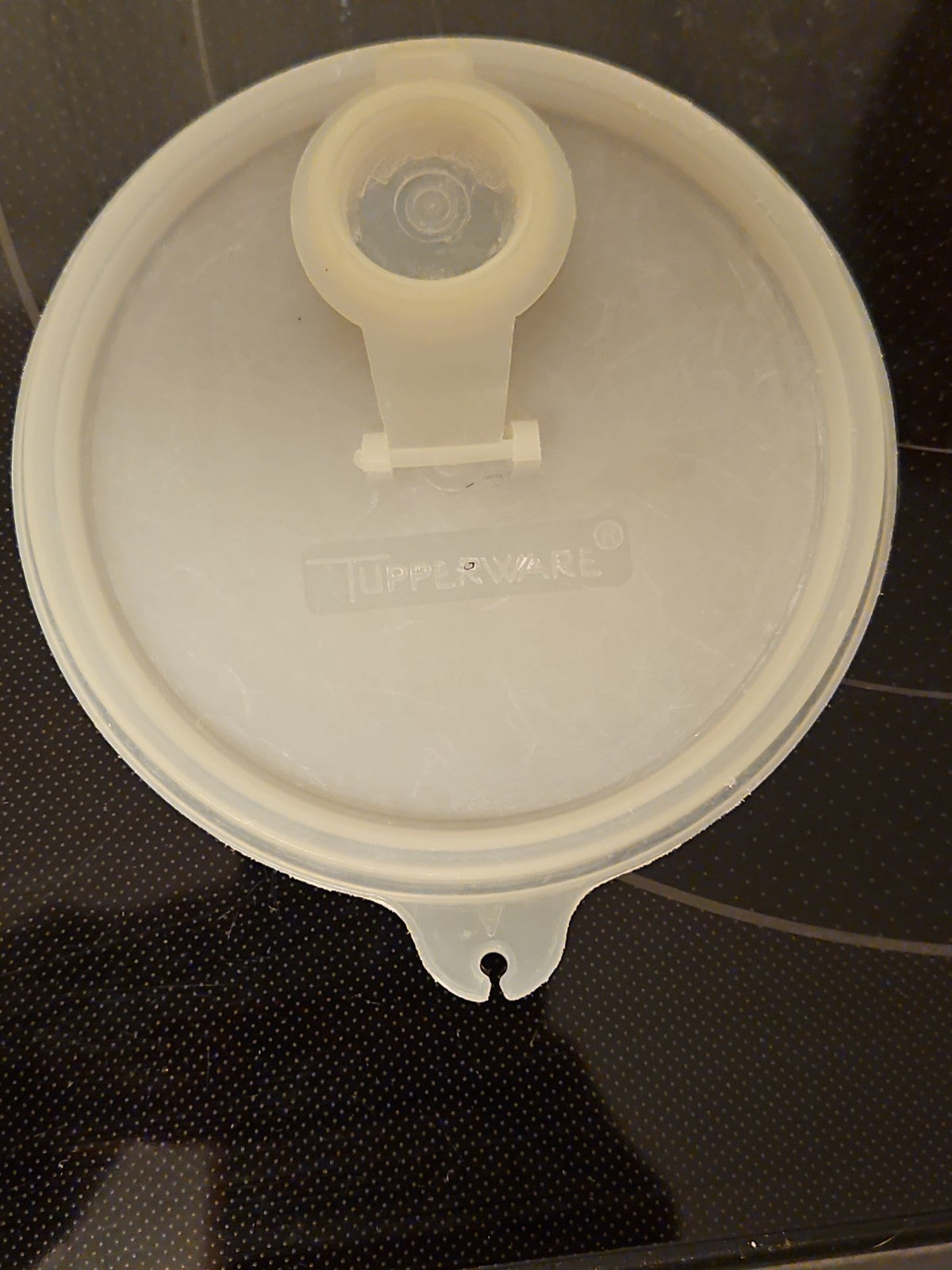 Vintage Tupperware 261 Sheer Handolier Pitcher Sheer Flip Top Seal 563