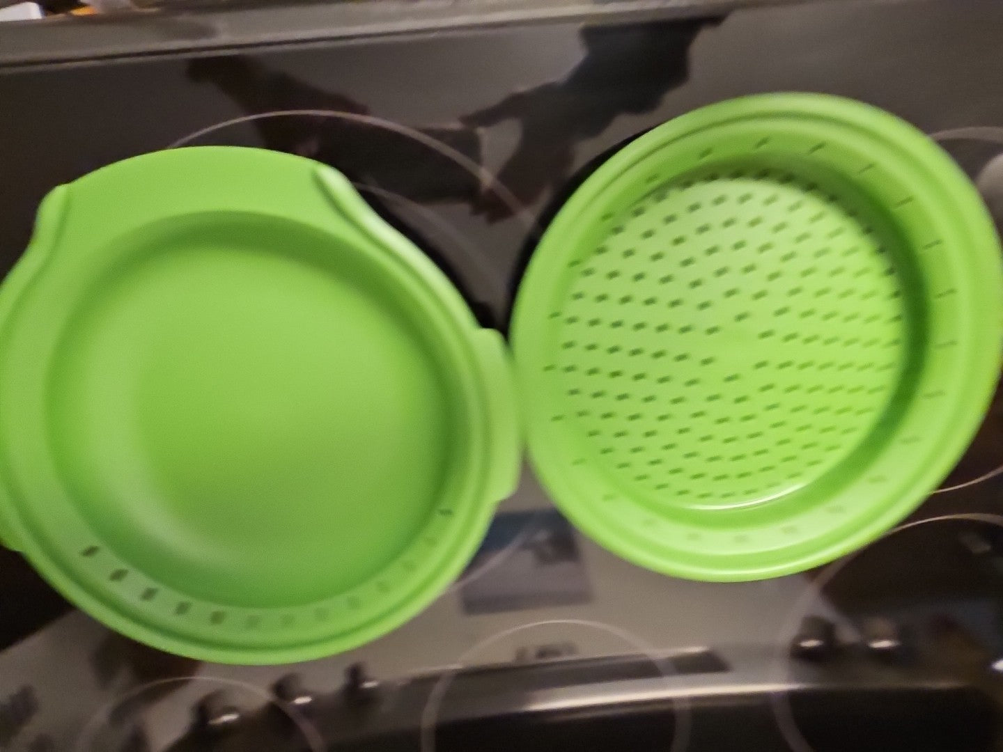 5 Pc Tupperware Green Microwave Smart Steamer & Accessories No Reservoir READ
