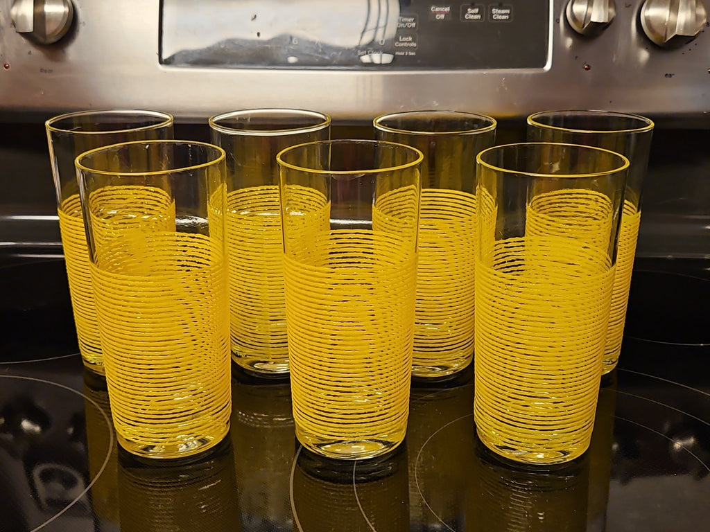 Set of 7 Vintage Culver Yellow Icicle Glasses Spaghetti String Glasses Rare!