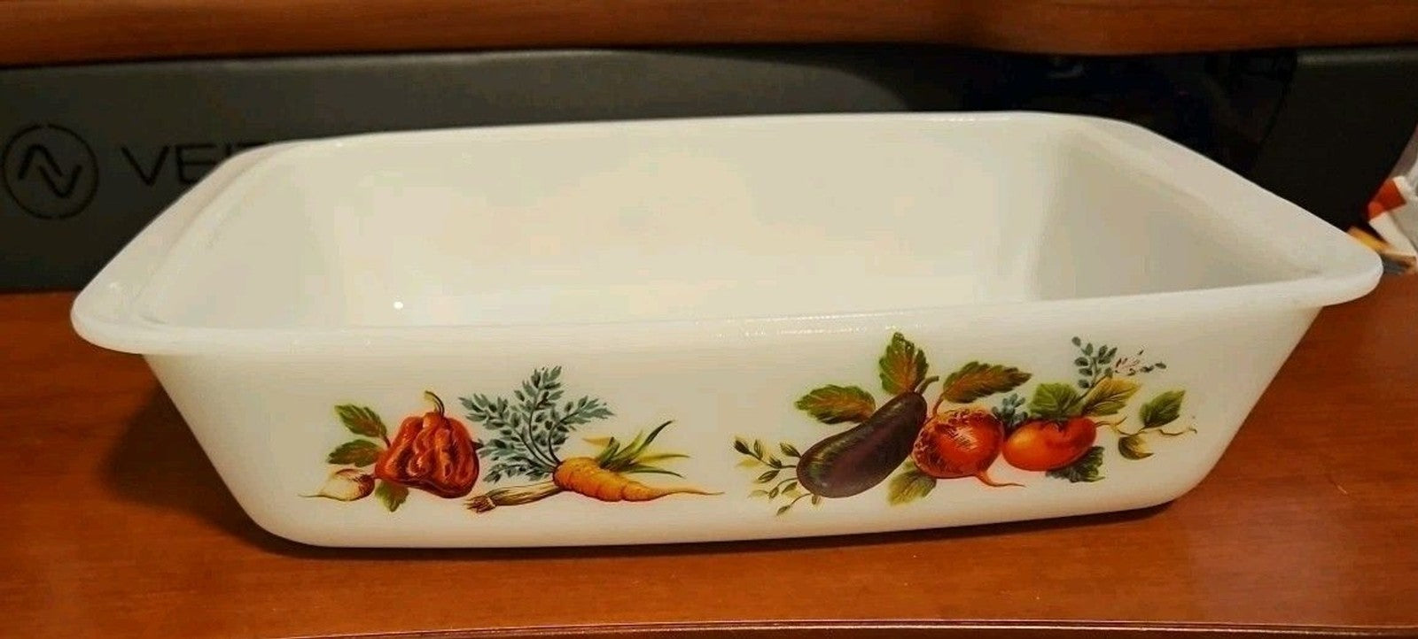 Vtg Pyrex JAJ Tuscan Market Garden Pattern 10" x 7" x 2.5" Casserole #542 EUC