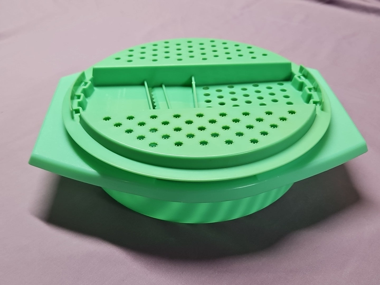 Vintage Tupperware Cheese Grater W/Bowl Jadeite Green 2 Pc Set - No Lid