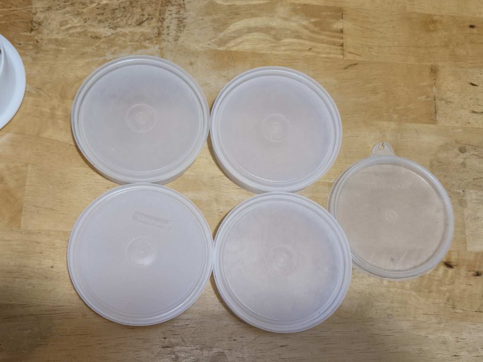 Set of 4 Vintage Tupperware Hamburger Keepers #882 W/ Lid, Press & Slider Press