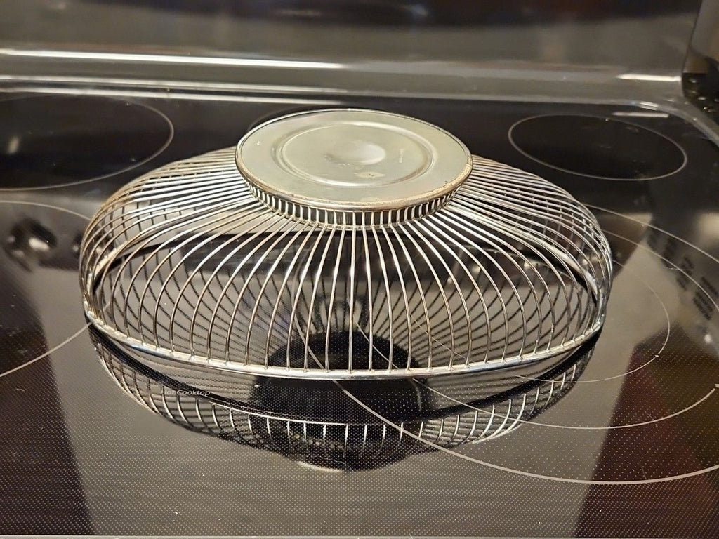 Vintage Raimond Silverplate 12" x 7.5" Wire Bread Basket Serving Bowl