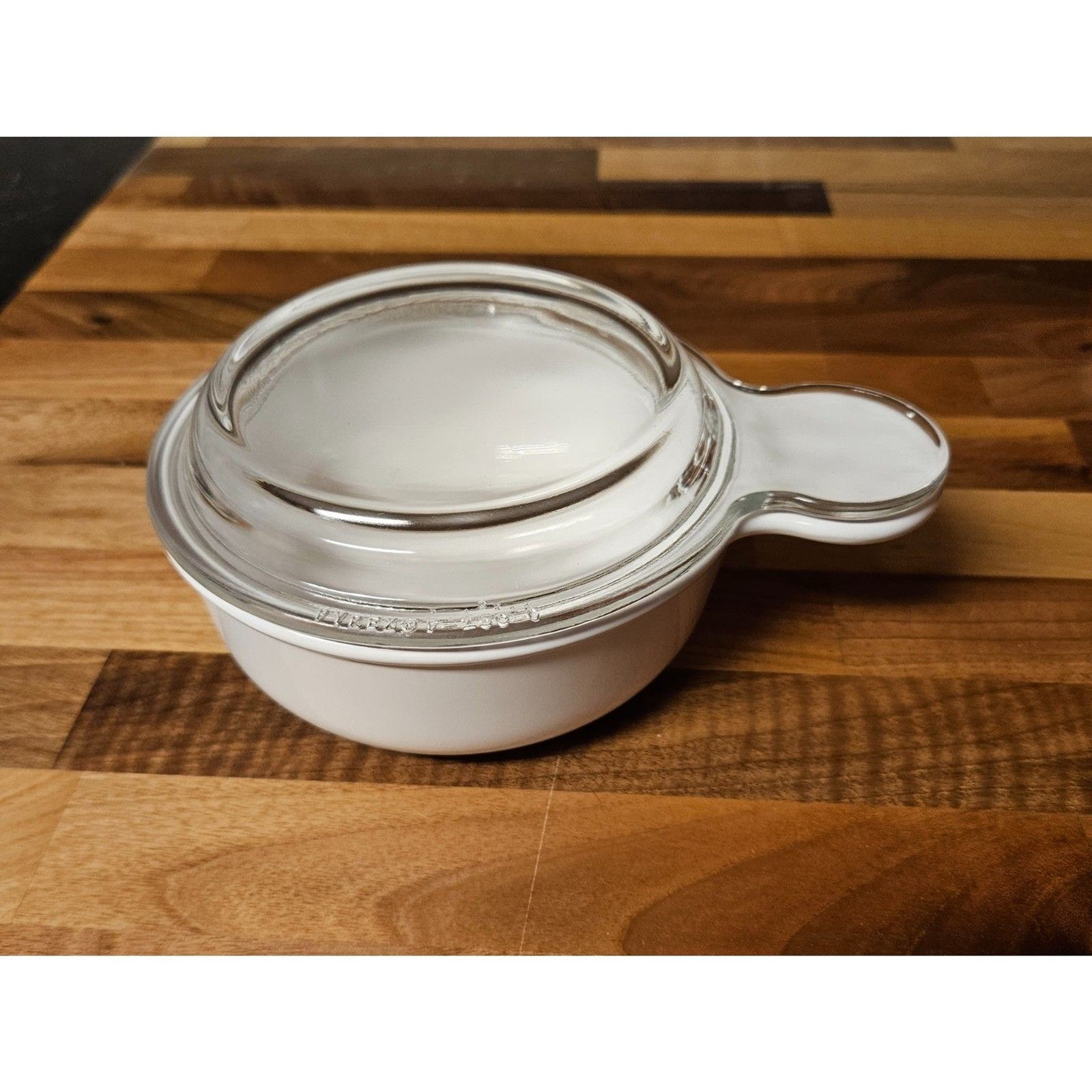 Vintage Corning Ware White Heat N Serve Grab It Bowl P-150-B with Glass lid