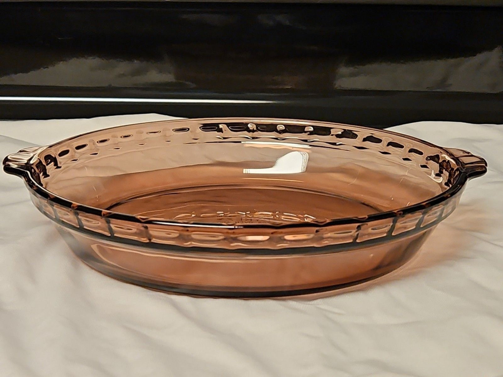 Vintage Pyrex Purple Amethyst Glass Pie Plate Fluted With Handles 9.5" #229