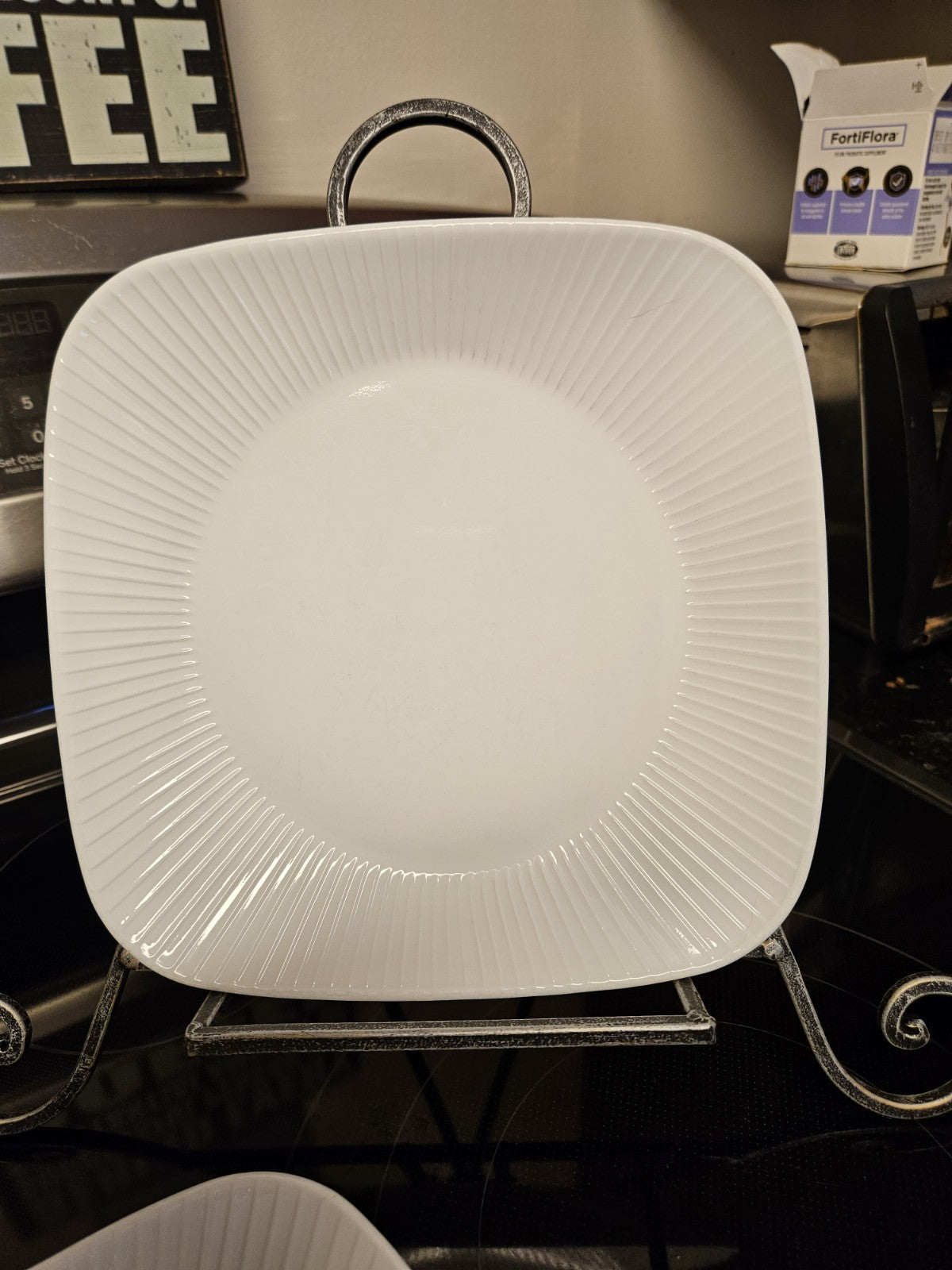 Set of 4 Vintage Corelle Vitrelle Scandia Ultra Square White 9" Salad Plates EUC