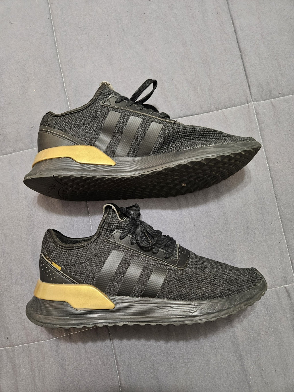 Adidas Originals U_Path X C Black & Gold Running Sneakers Mens Size 10.5 FW7573