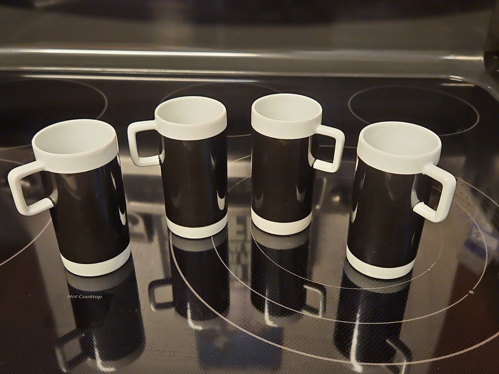 Set Of 4 Braniff International Airlines Black & White Espresso Cups Real China
