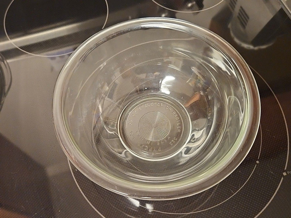 Vintage Pyrex #323 Clear Glass Round Mixing Bowl USA