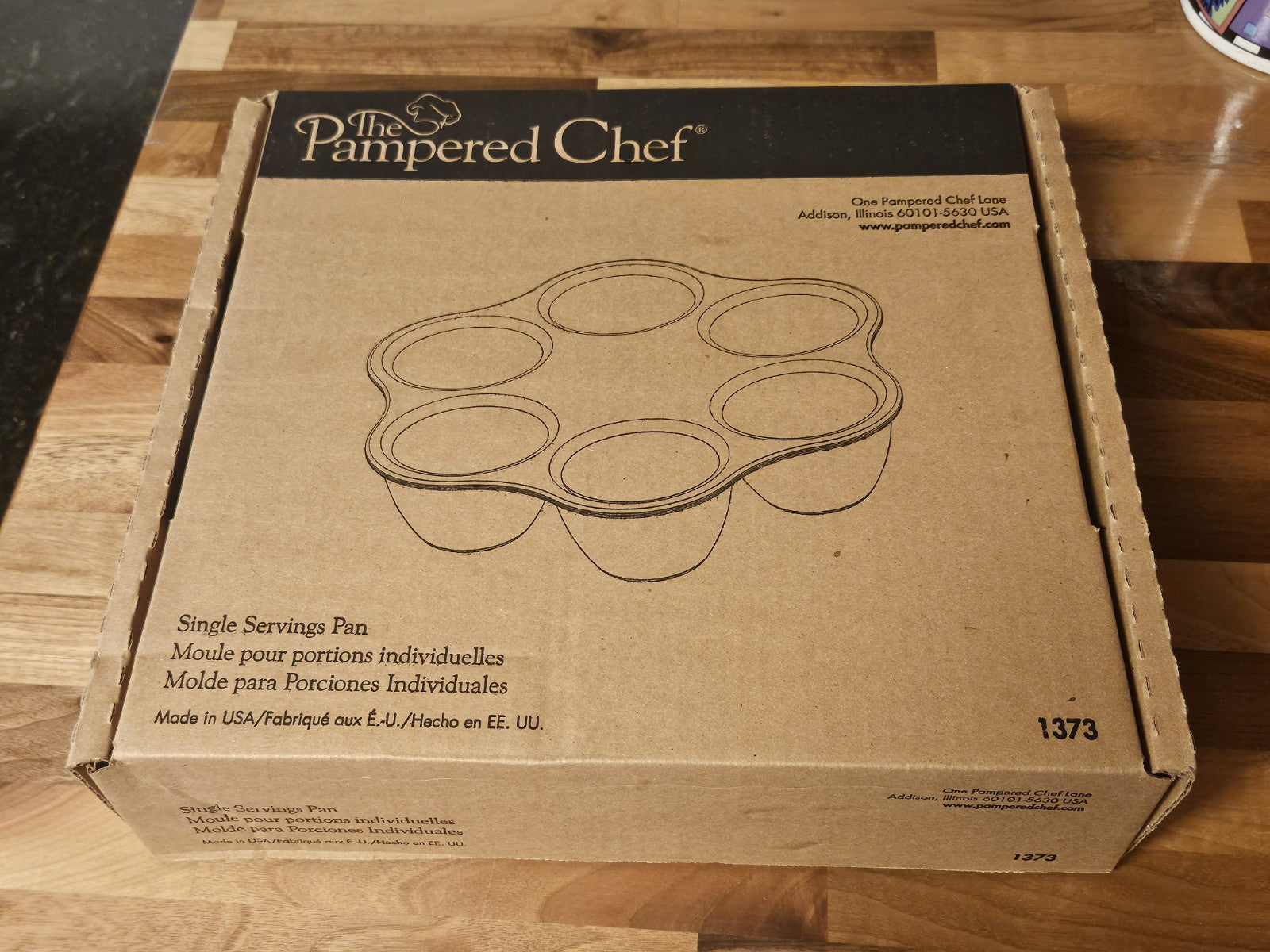 Retired Pampered Chef Stoneware #1373 Single Servings Cake Pan New In Box