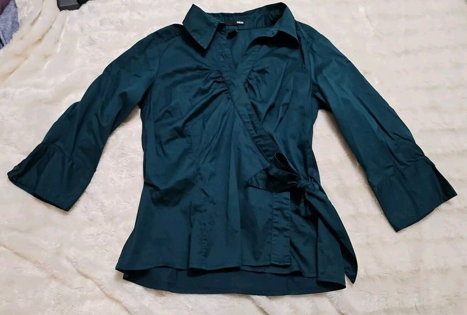 H & M Women's Side Tie Rouched Neck Blouse Size 4 Forest Green 3/4 Sleeve