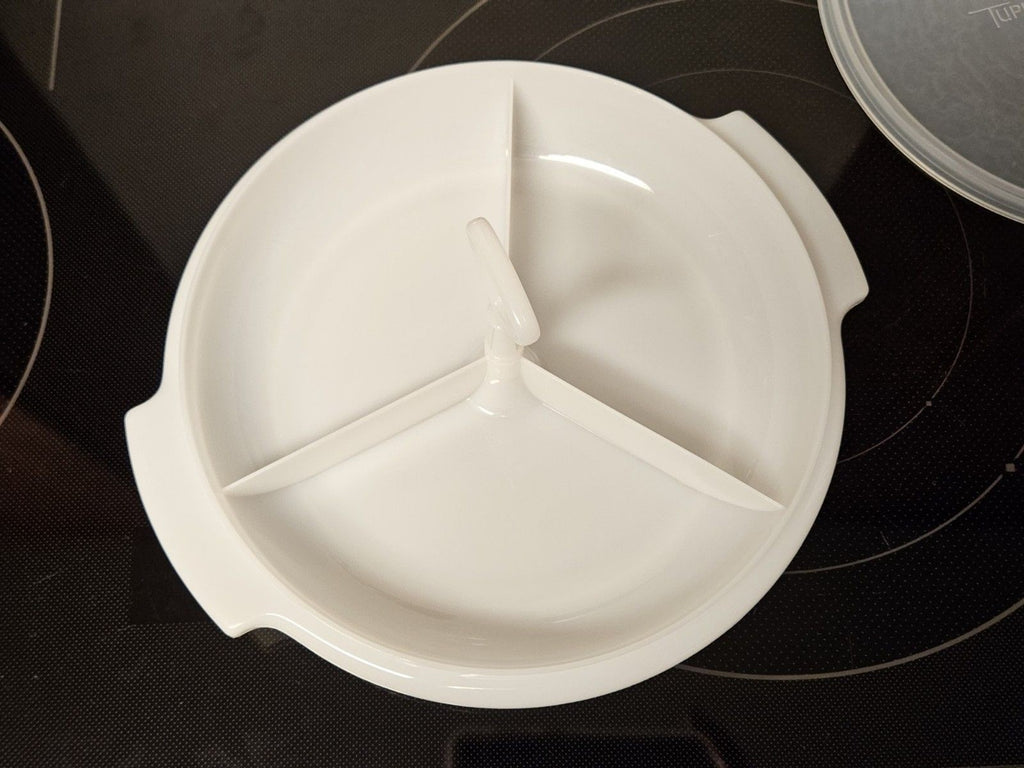 Vintage Tupperware White Suzette Divided Serving Tray With Lid 608-12 Excellent