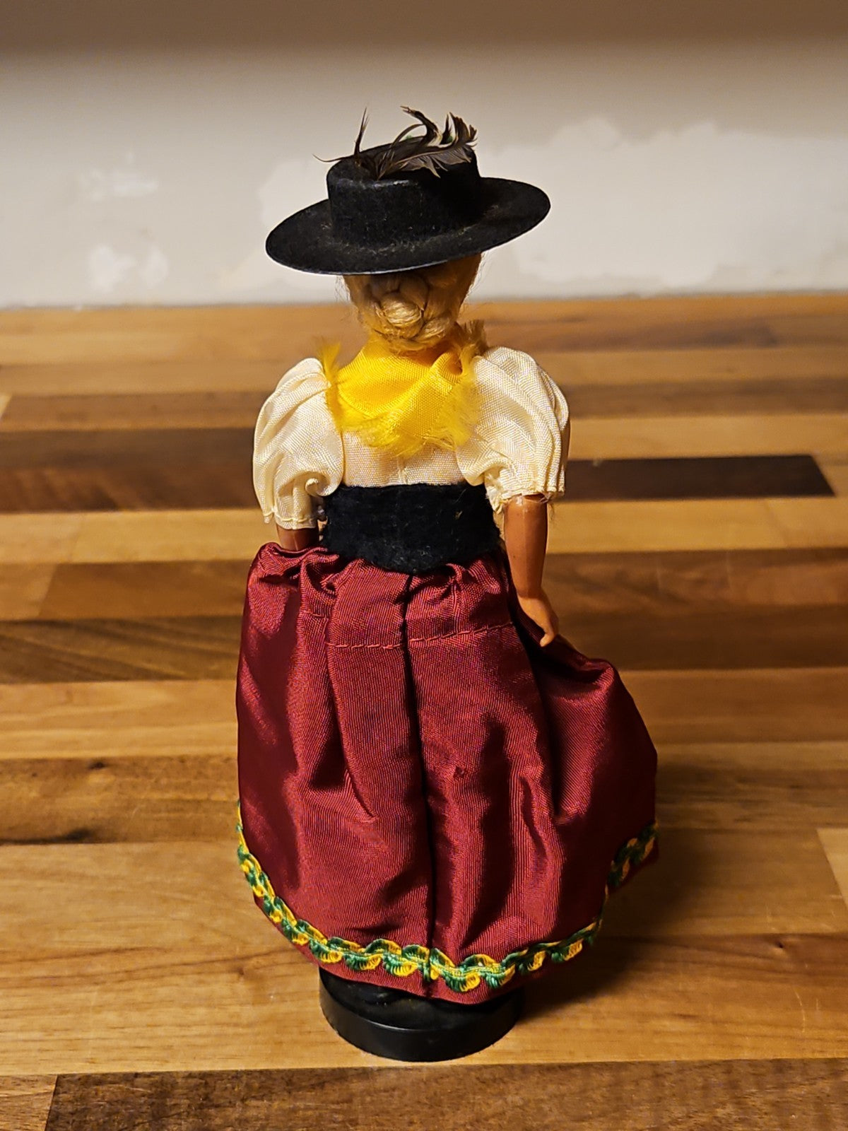 Vintage Eros Doll 750 Germany Traditional Folk Costume Made In Italy Souvenir 7"