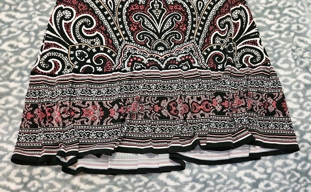 WHITE HOUSE BLACK MARKET Womens Embellished Neck Pleated Hem Size S Medallion