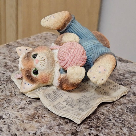 Vintage Calico Kittens by Priscilla Hillman - Head Over Heels For You