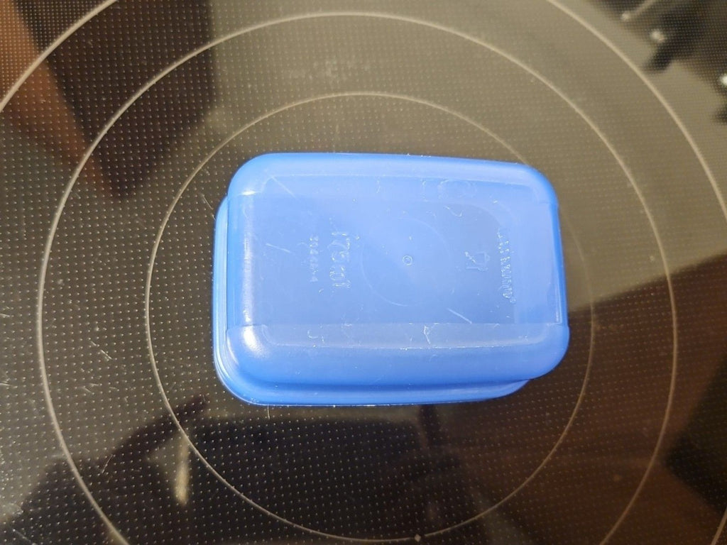 TUPPERWARE Replacement Blue Swing Container #3044A-4 175 ml No Lid