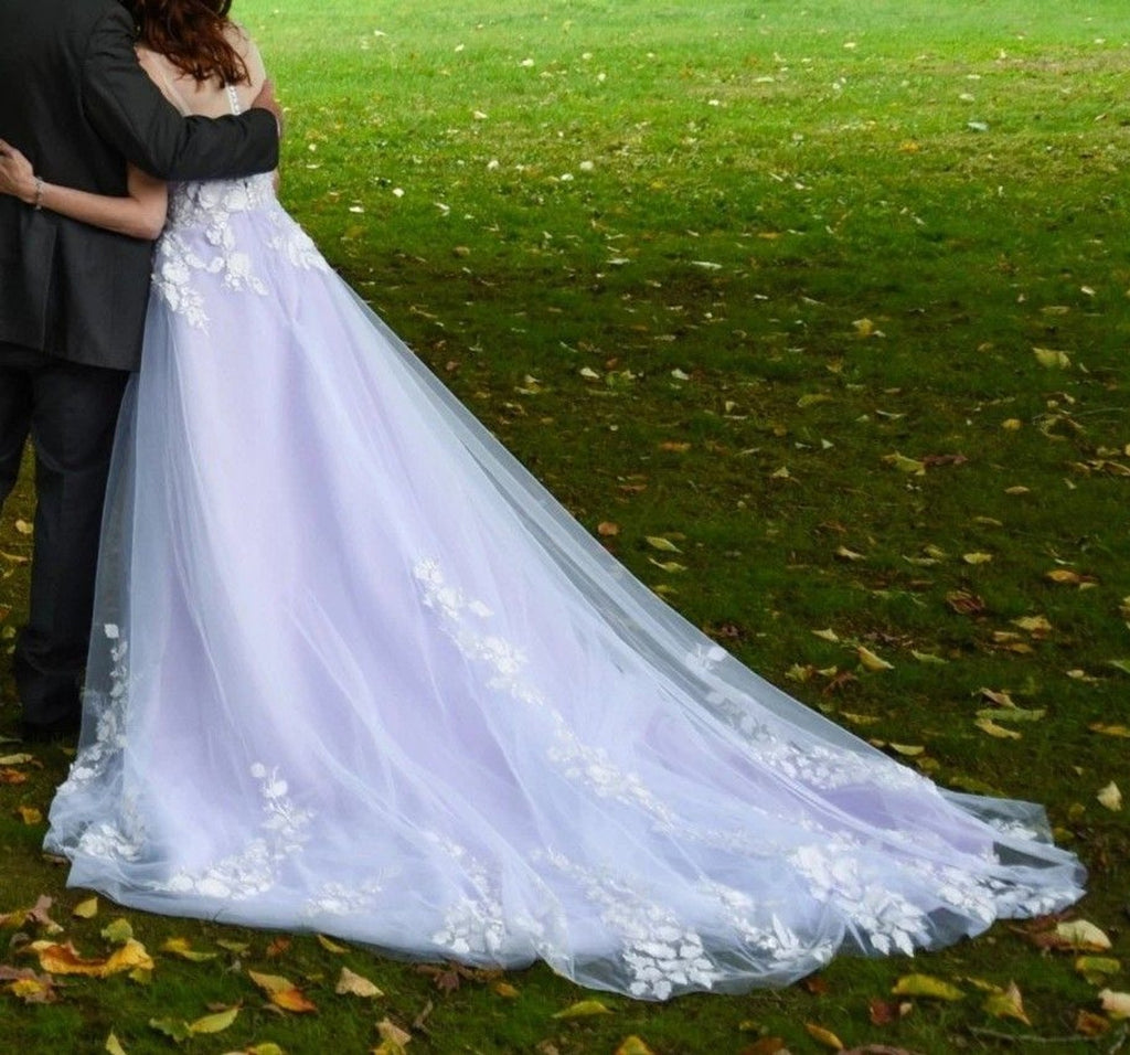 Lavender A Line Wedding Dress Lace Applique Sweep Train Backless Size Small