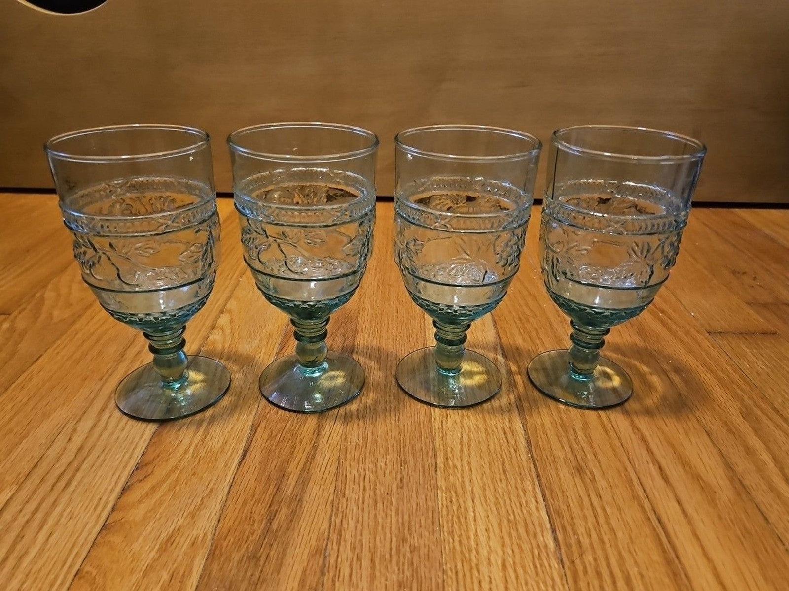 Vintage Mikasa 1960 Embossed Fruit Light Green Glasses Set of Four (4)