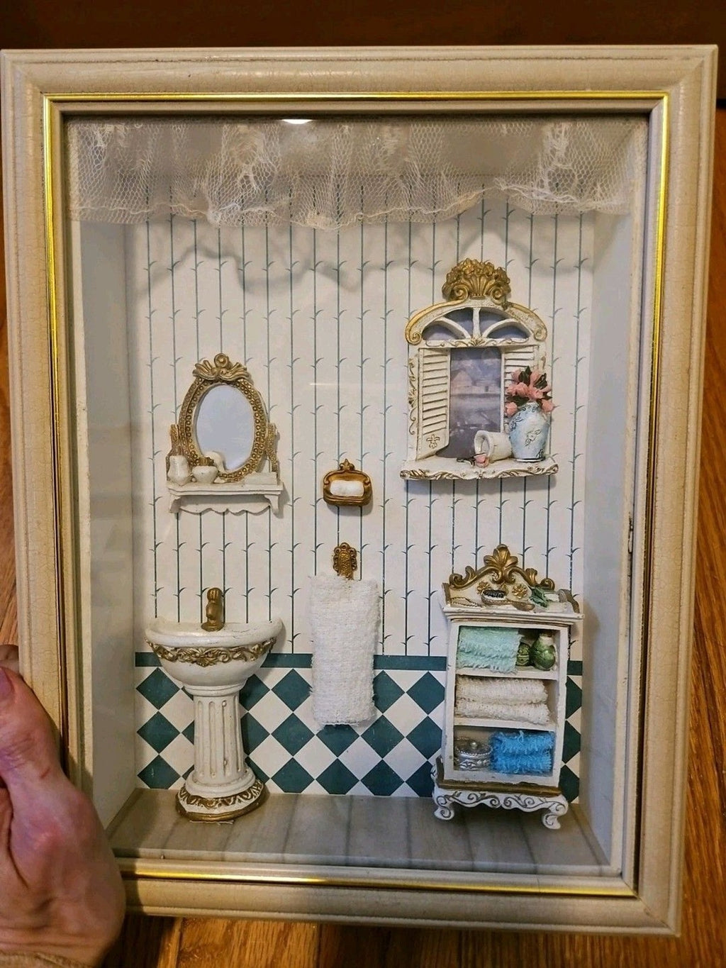 Vintage Diorama Victorian Bath Room Miniature Dollhouse Furniture Shadow Box