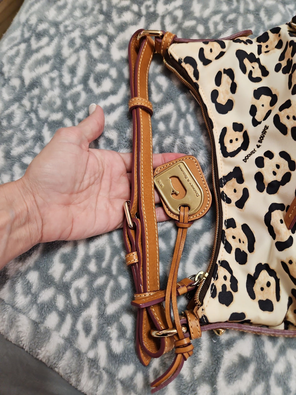 EUC Dooney & Bourke Leopard Print Canvas Shoulder Bag Handbag With Dust Bag