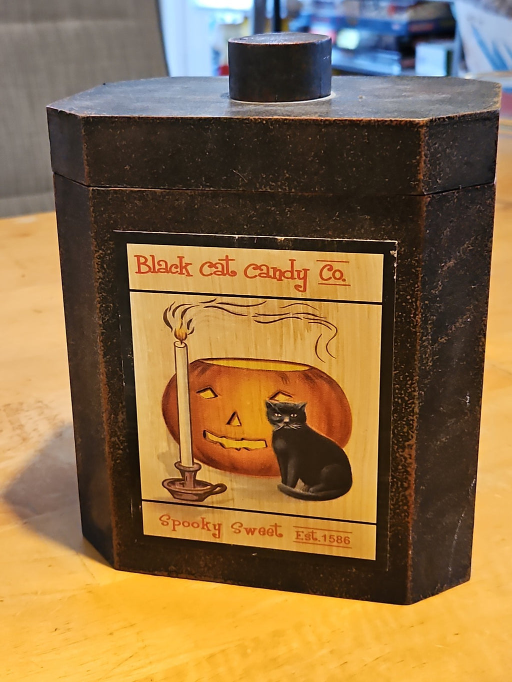 Dandee Halloween Decor Black Wooden Lidded Box Black Cat Candy Co 7.5" EUC