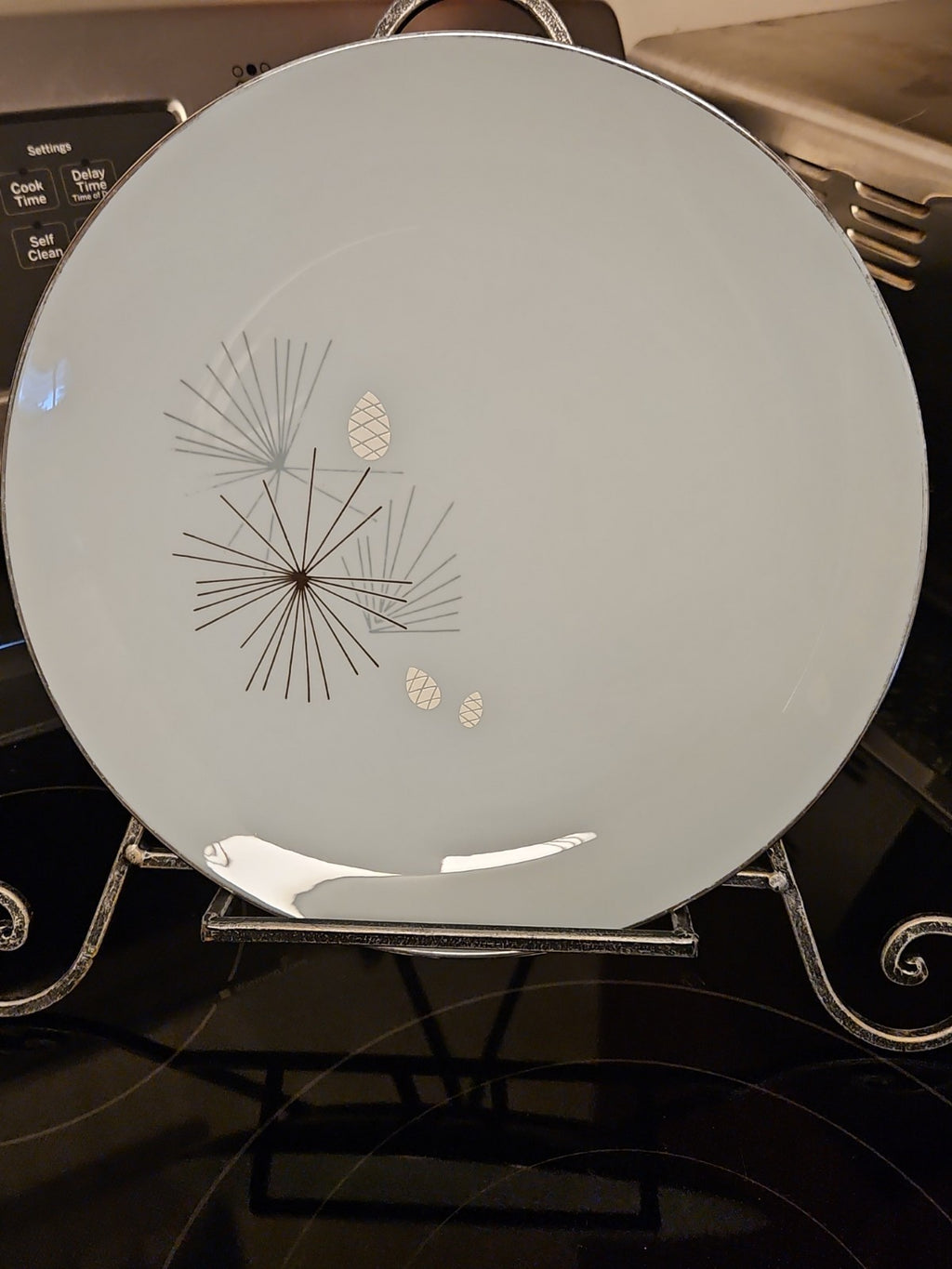 Set Of 8 Vintage MCM Franciscan Silver Pine Dinner Plates 10.5" Platinum Rim