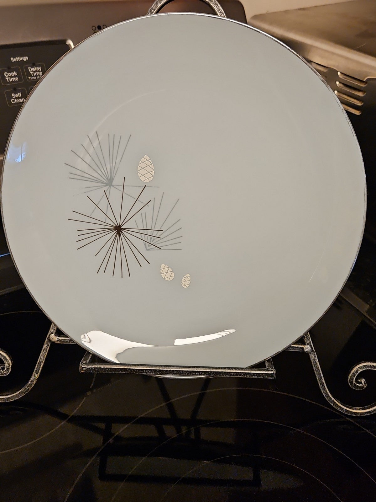 Set Of 8 Vintage MCM Franciscan Silver Pine Dinner Plates 10.5" Platinum Rim