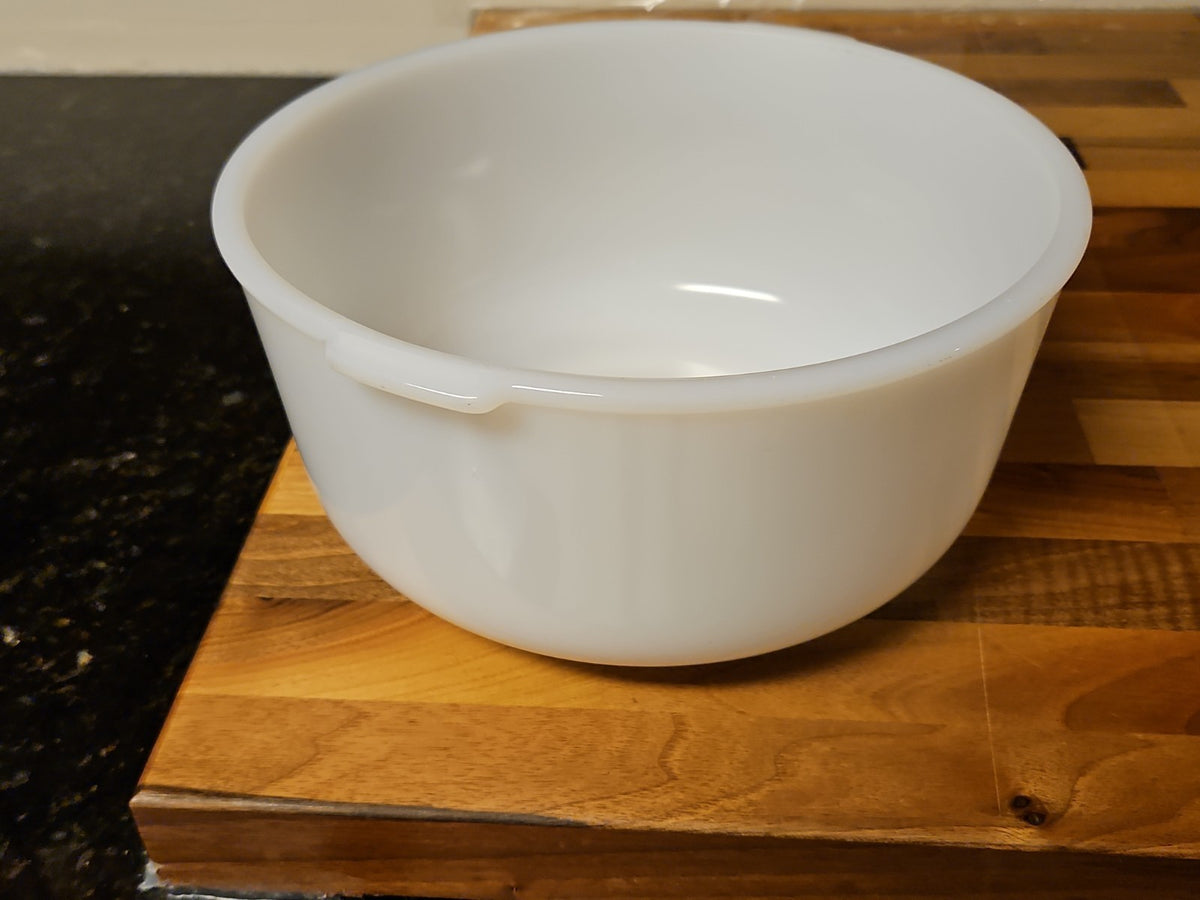 Vintage Glasbake Made for Sunbeam Mixer  19CJ Large White Milk Glass Mixing Bowl
