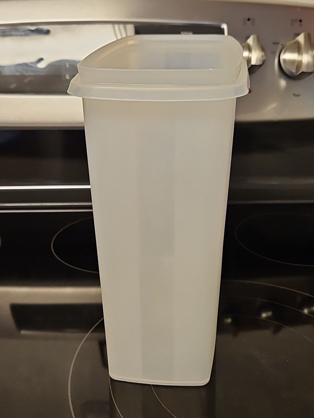 Vintage Tupperware Large Sheer Cereal Keeper Container 20 cup # 1588-2 No Lid