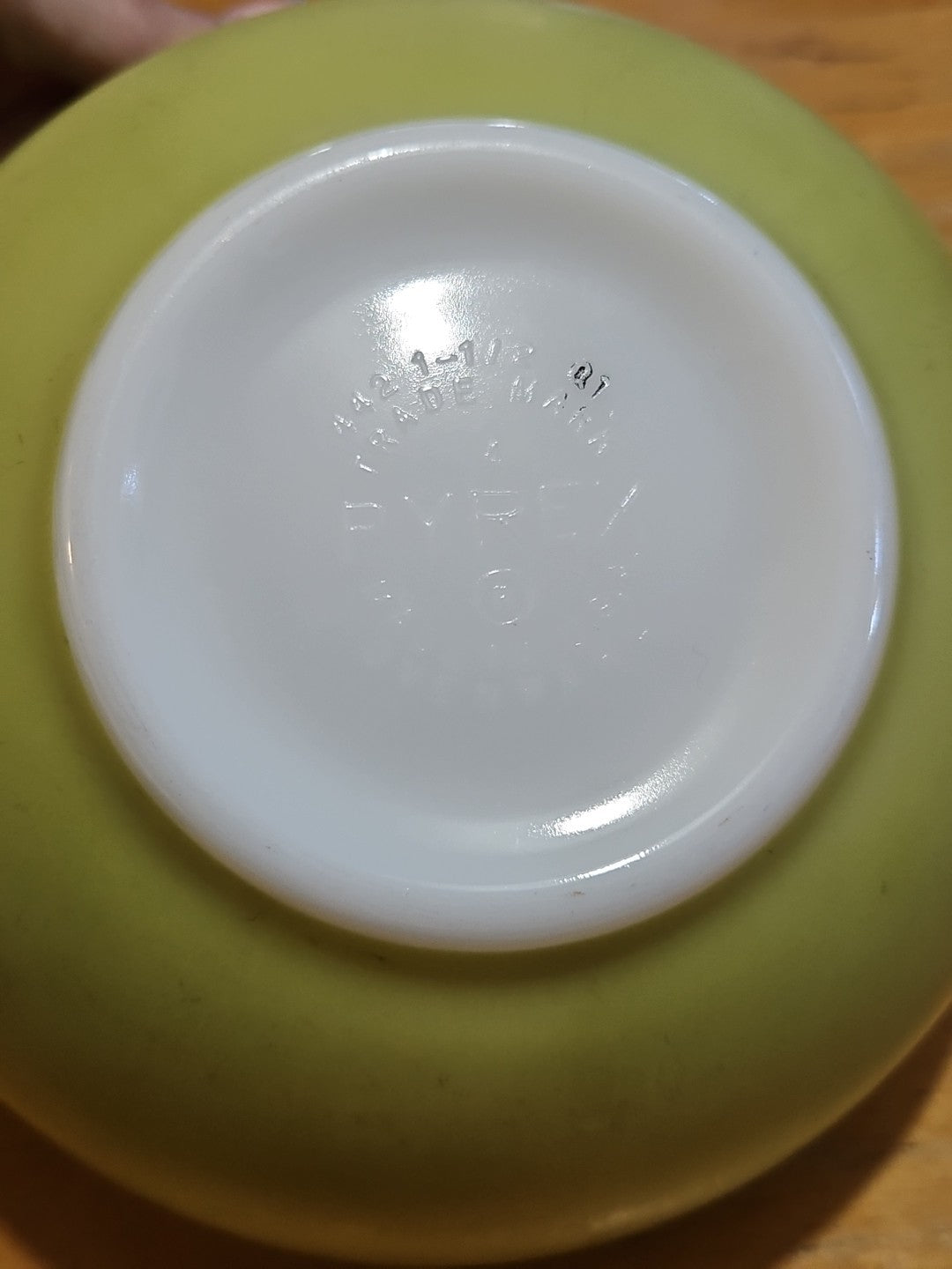 Vintage Pyrex #442 1-1/2 Quart Cinderella Mixing Bowl Verde Green Olive Green