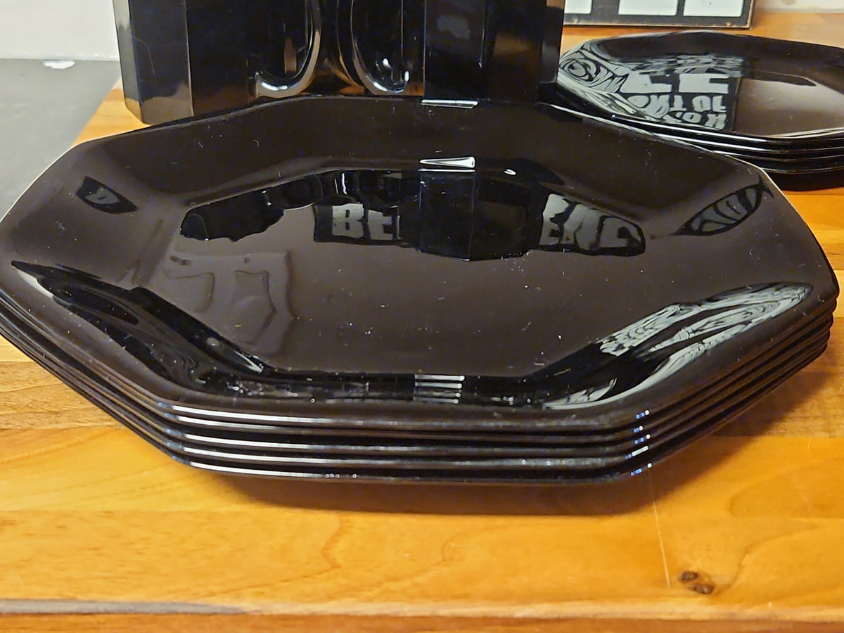 Vintage Arcoroc France Octime Black Dinnerware Set 21 Pc Service for 4 GUC