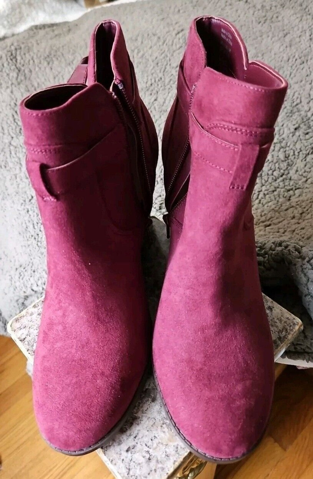 MARKET & SPRUCE Women's Burgundy Serah Faux Suede Boots, Size 10, NIP
