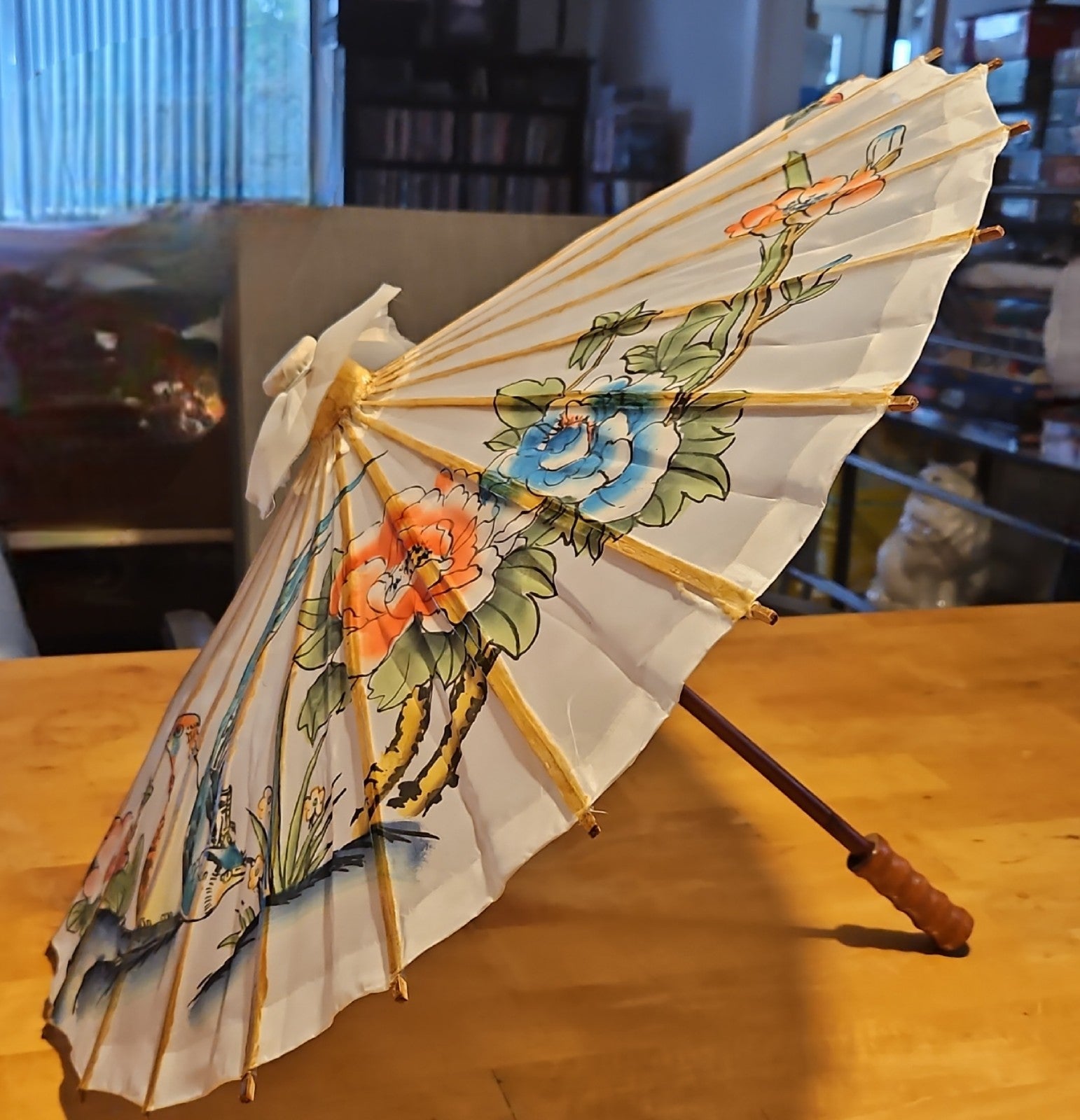 Vintage Asian Japanese Hand Painted Parasol Umbrella 21" White Floral EUC