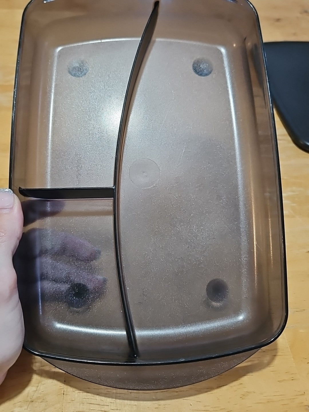 Tupperware Rock N Serve 3 Section Vent Microwave Black 3990A & Lid 3382A EUC