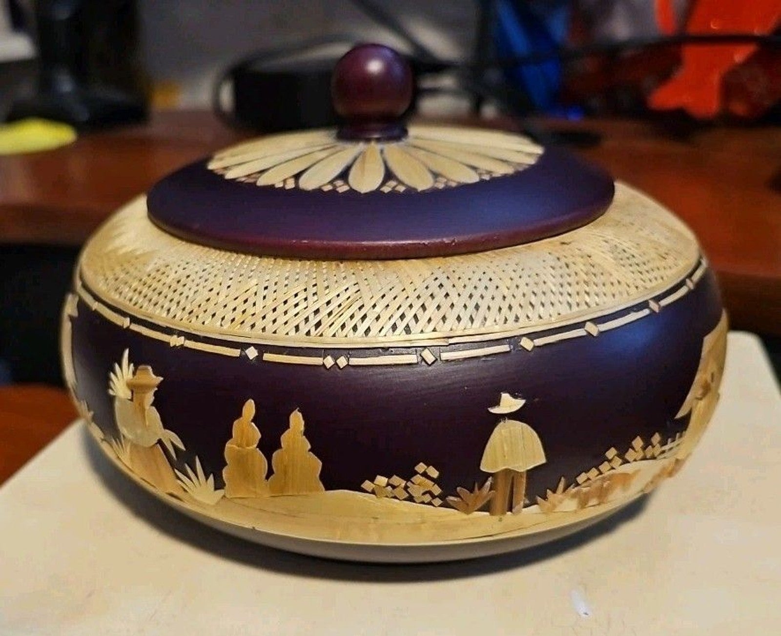 Handmade Straw Marquetry Wooden Trinket Bowl W/ Lid Village Scenery 6” Round