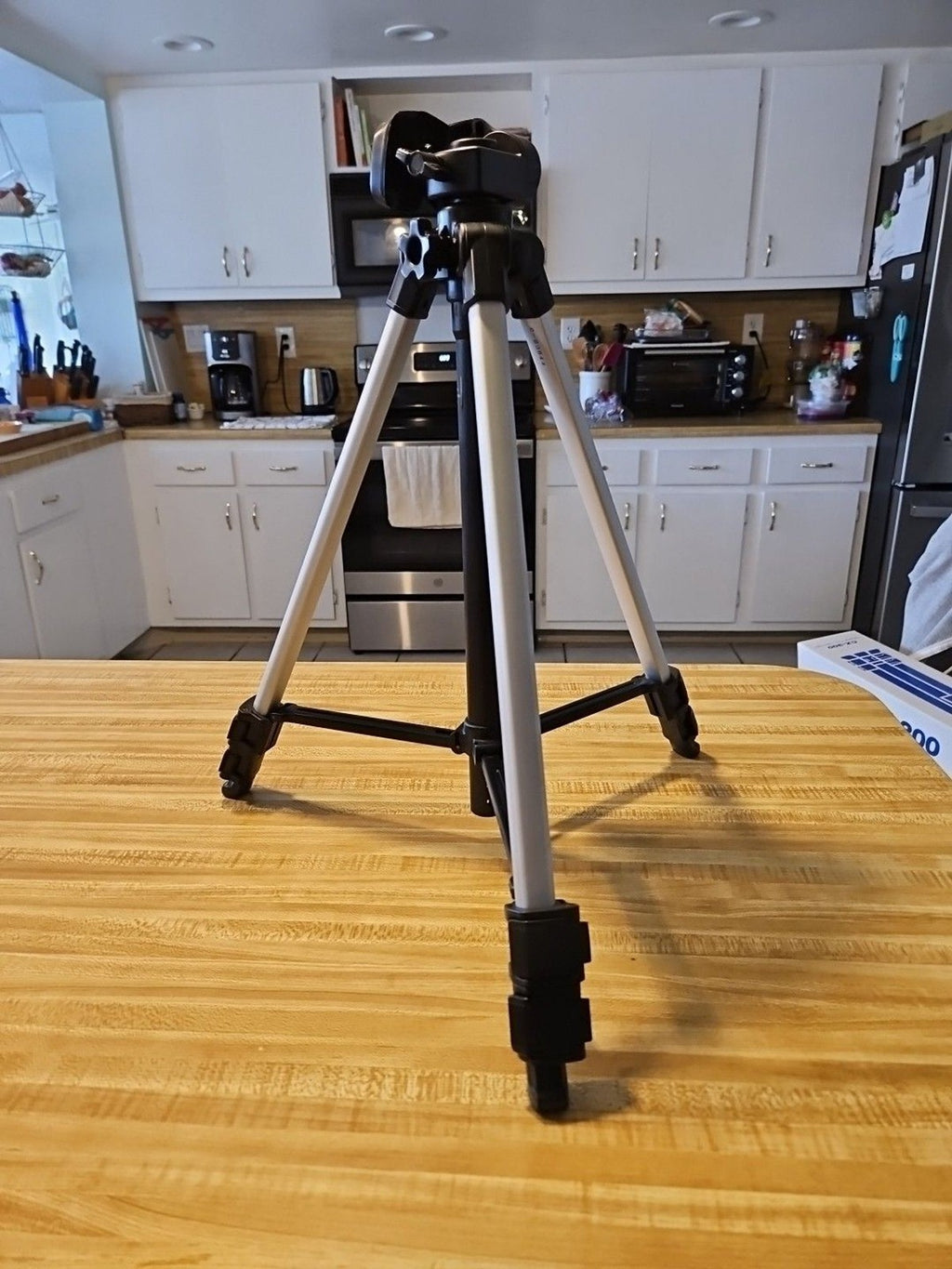 Velbon Tripod CX-300 Lightweight Photo/Video