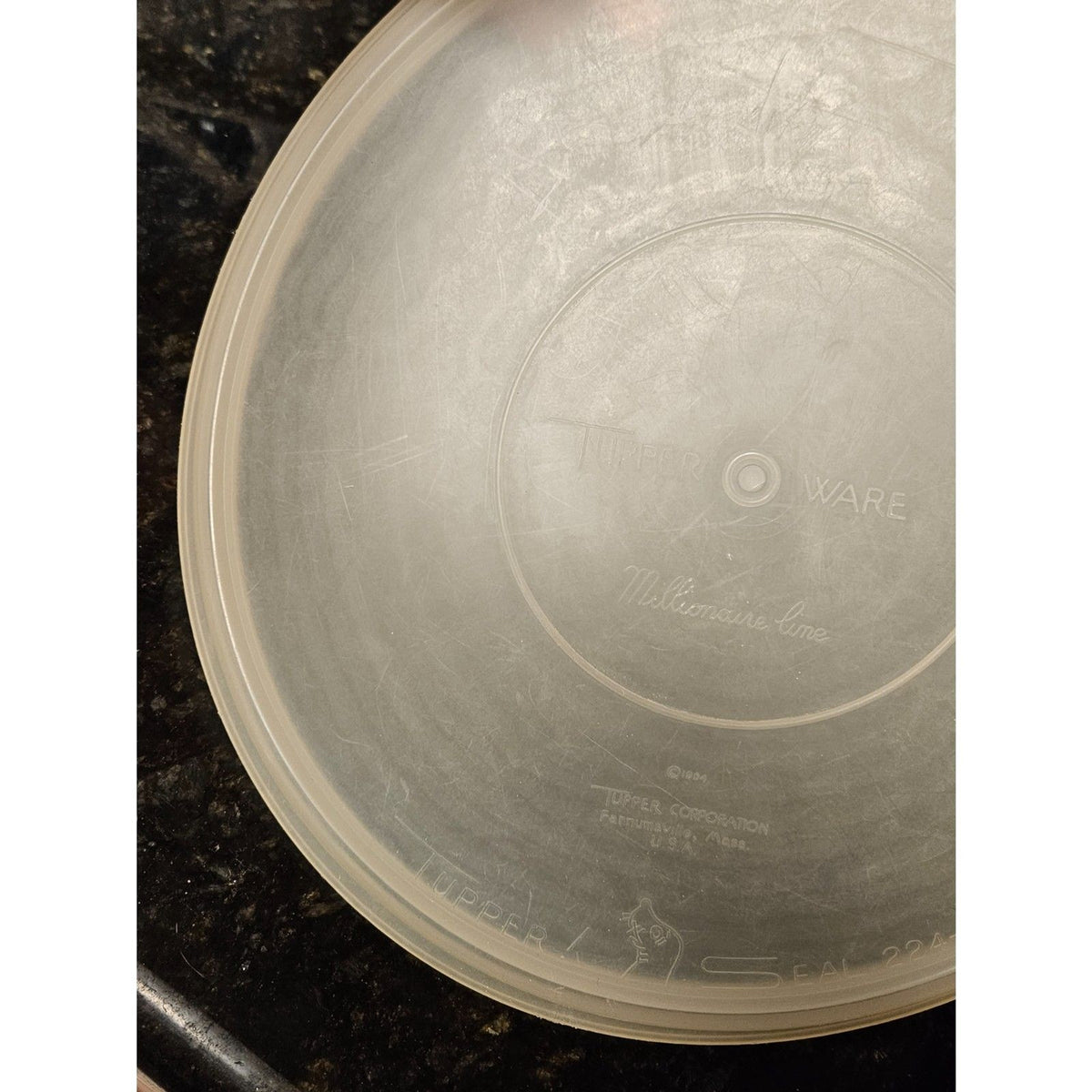 Vintage Tupperware Replacement Lid #224 Sheer Millionaire Line