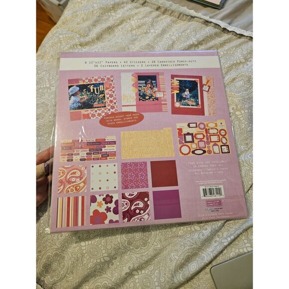 NIP Perfect Pages In Bloom 12x12 Scrapbooking Page Kit - New, sealed.