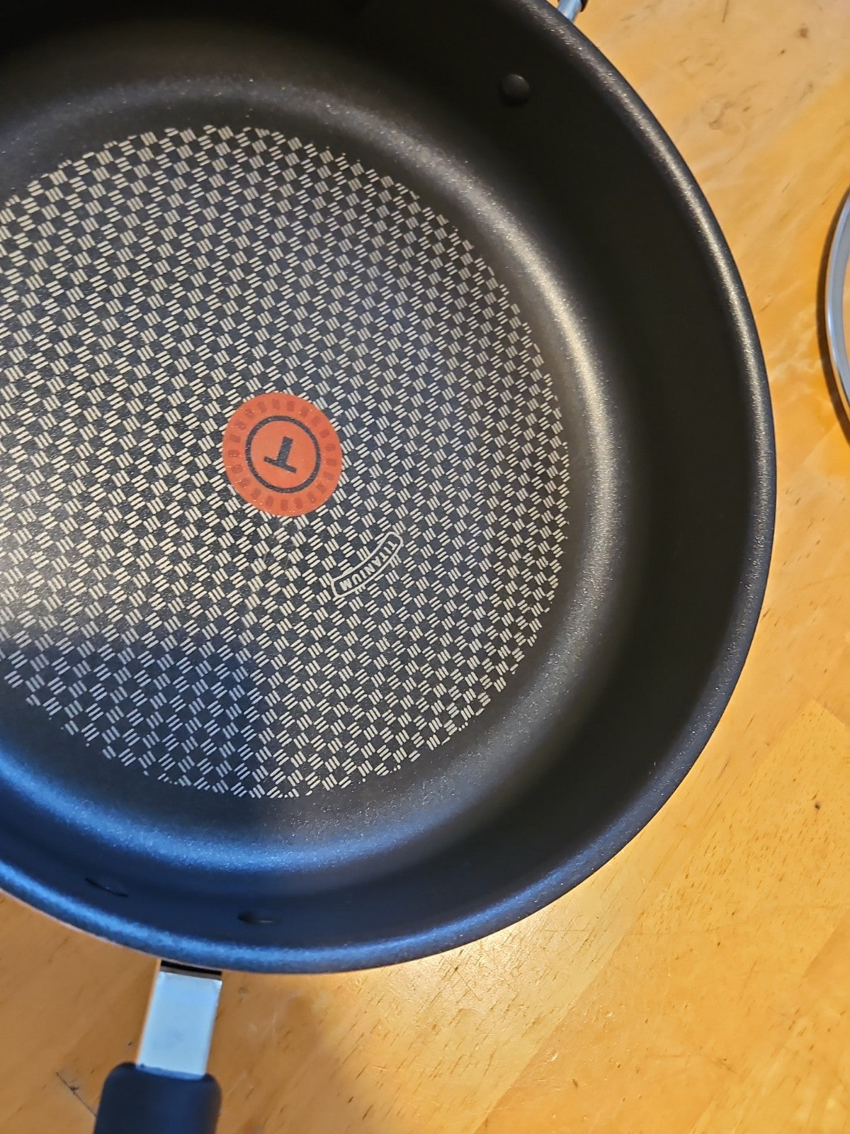 T-fal Ultimate Hard Anodized Nonstick Jumbo Cooker 5 Quart 12" Pan EUC