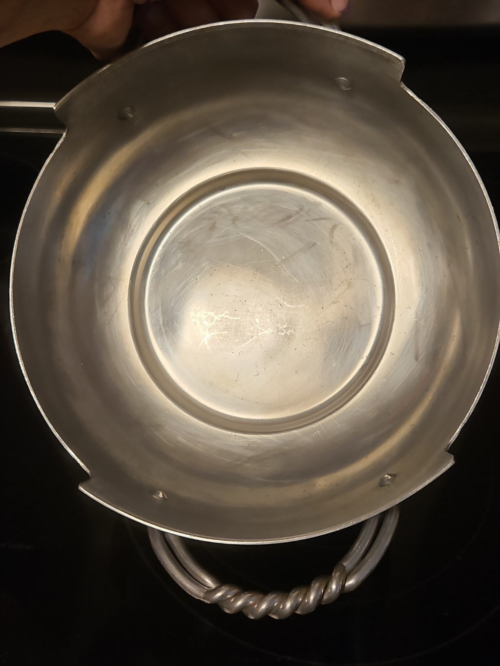 3pc Vintage Buenilum Hammered Aluminum Casserole Serving Set W/ Pyrex 024 & Lid