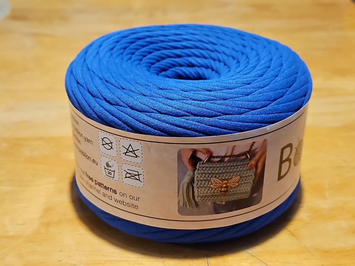 Brand New Roll Of Bobilon Yarn T-shirt Yarn Medium 7-9mm Blue 110 Yards
