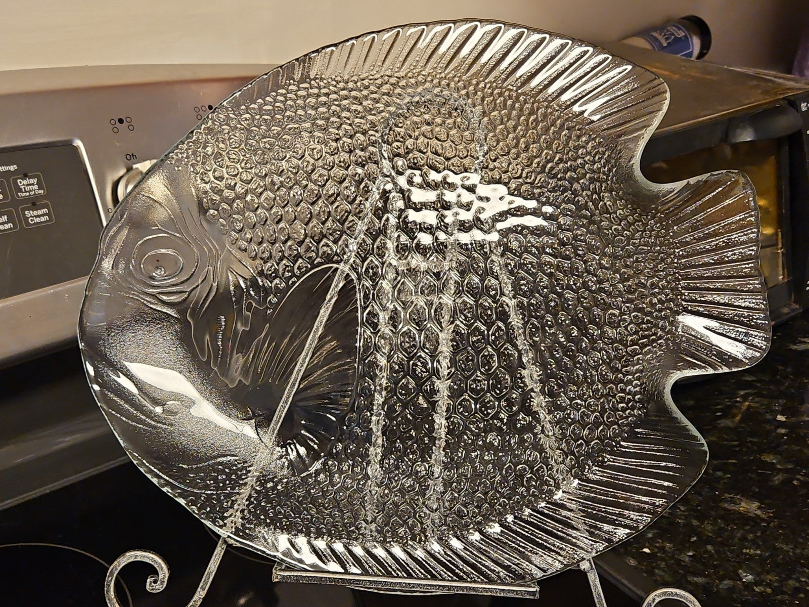Vintage Arcoroc France “Poisson” Clear Fish Shaped 15.5” Platter W/ 8 10” Plates