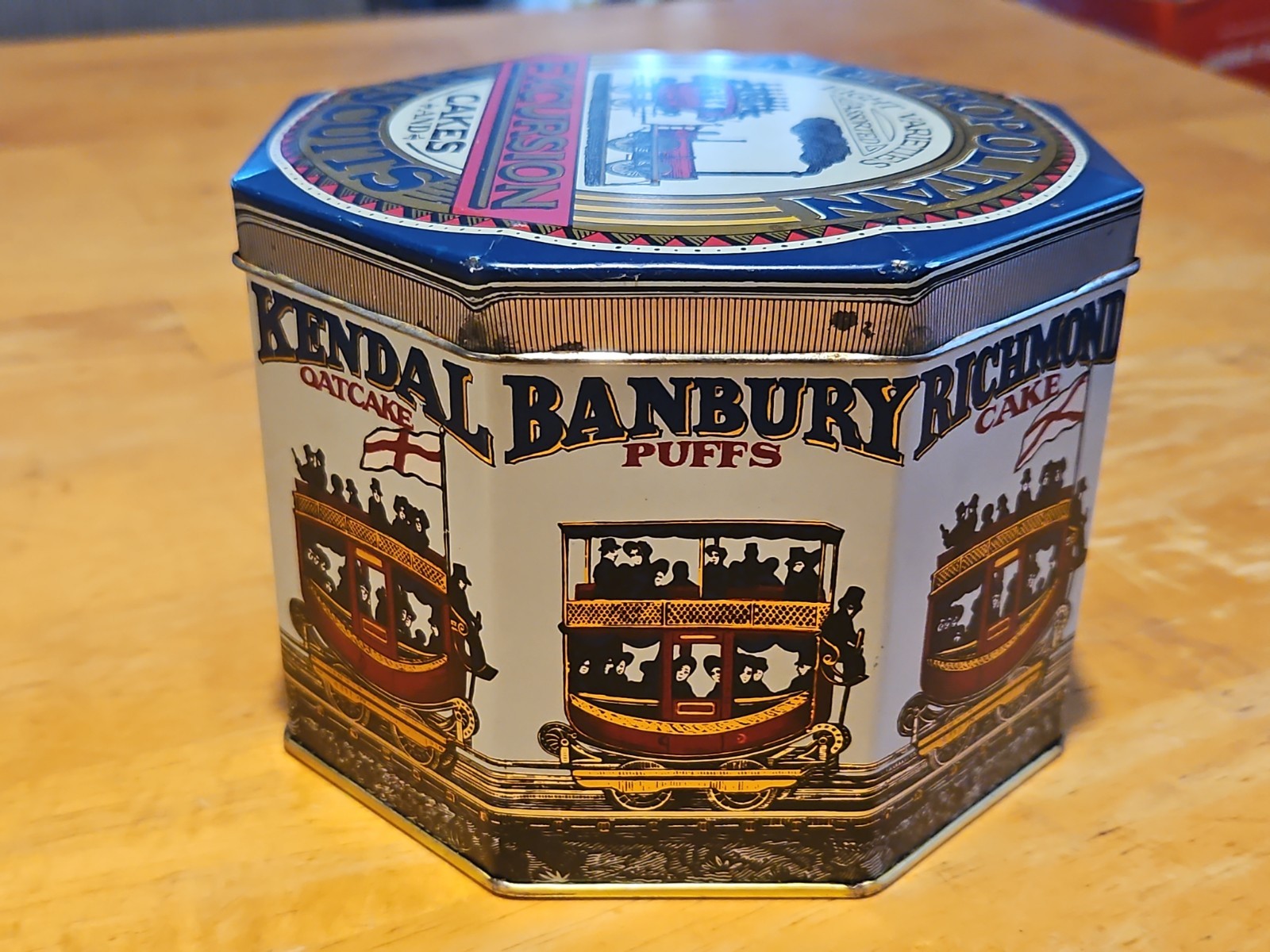 Vintage Metropolitan Excursion Cakes & Biscuits Octagonal Tin