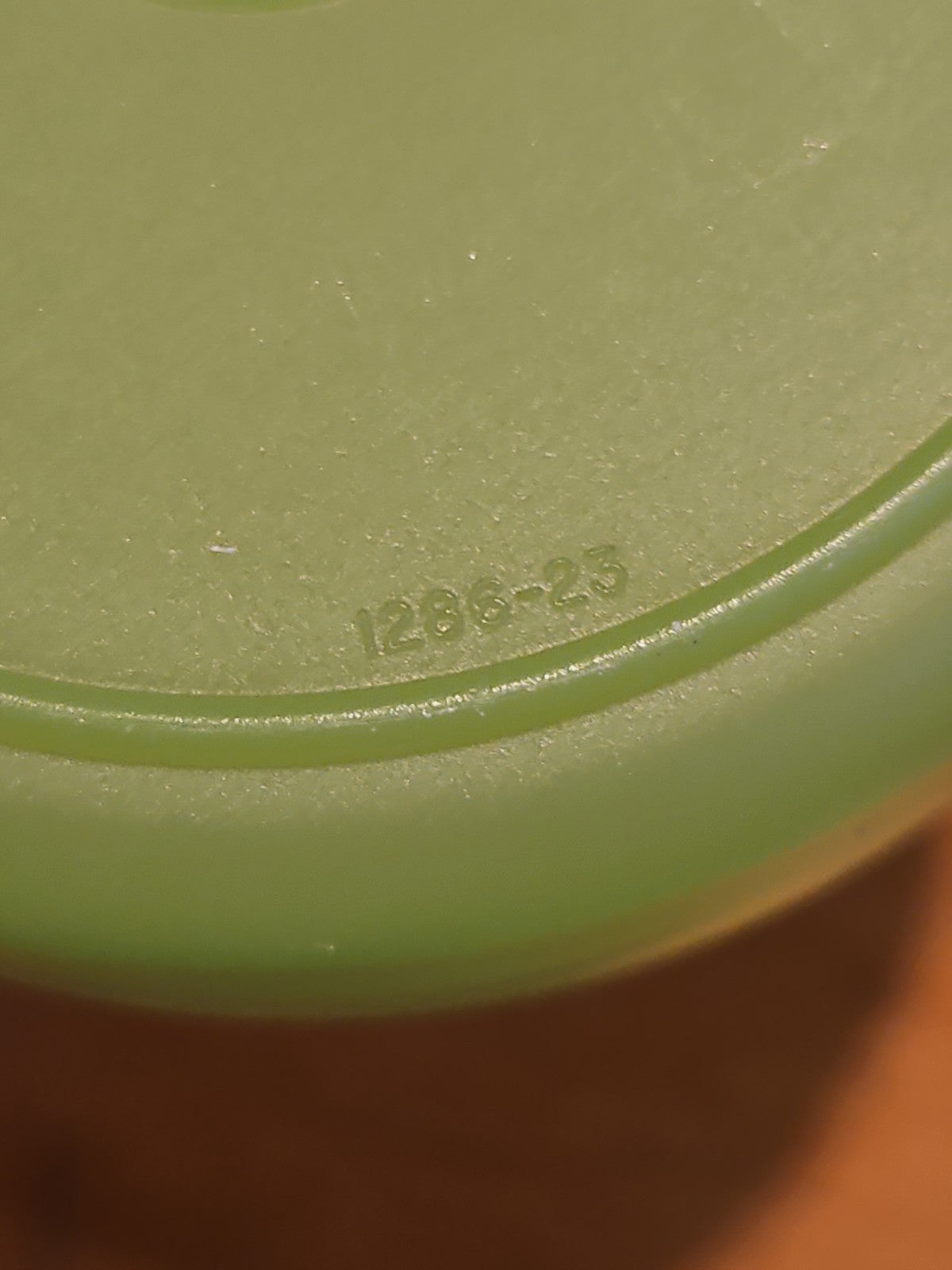 Set Of 2 Vintage Tupperware #1286 Little Wonders Bowls With Lids Green EUC