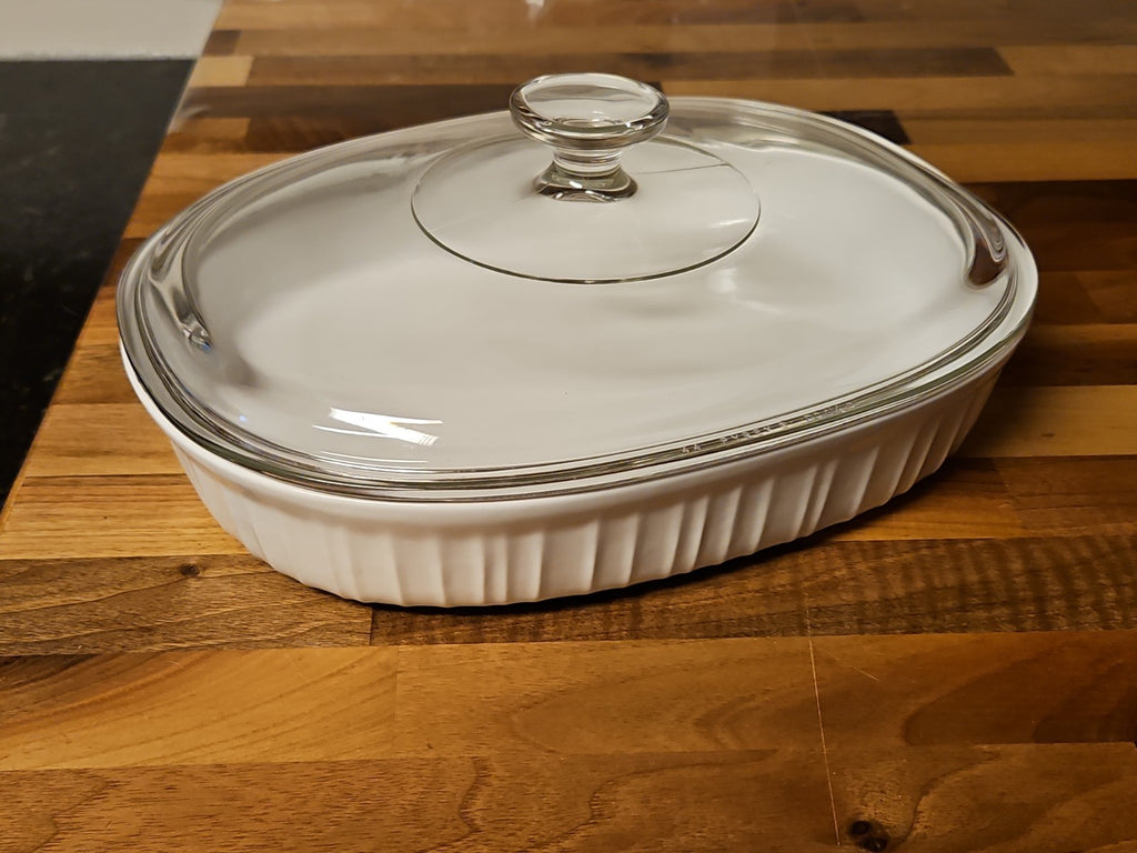 Corning Ware French White 1.5 QT Oval Casserole With Pyrex DC-1/2 Lid EUC